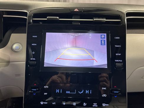 Used 2023 Hyundai Tucson SEL w/ Convenience Package image 16