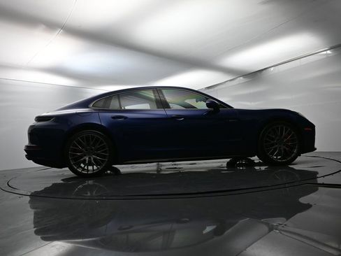 Used 2025 Porsche Panamera Turbo image 56