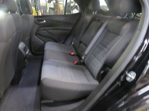 Used 2022 Chevrolet Equinox LT image 10