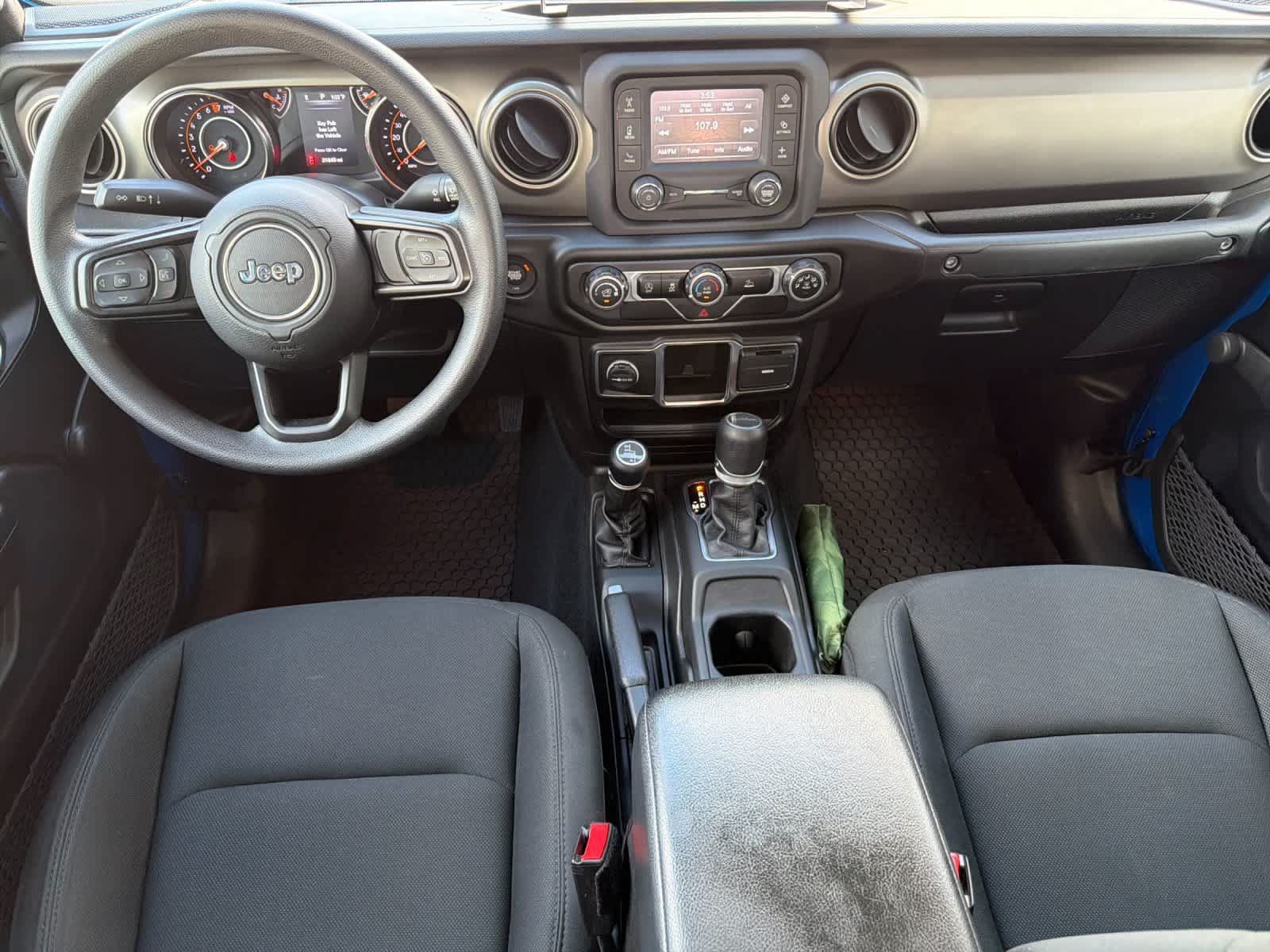 Used 2021 Jeep Gladiator Sport AWD/4WD image 3