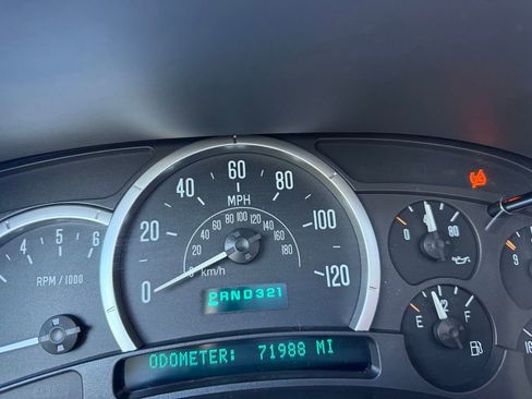 Used 2004 Cadillac Escalade EXT AWD/4WD image 17