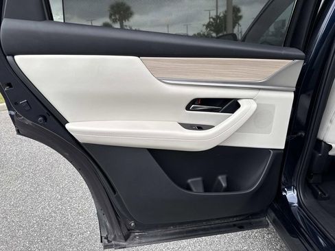 Used 2025 MAZDA CX-90 3.3 Turbo S w/ Premium Package image 15