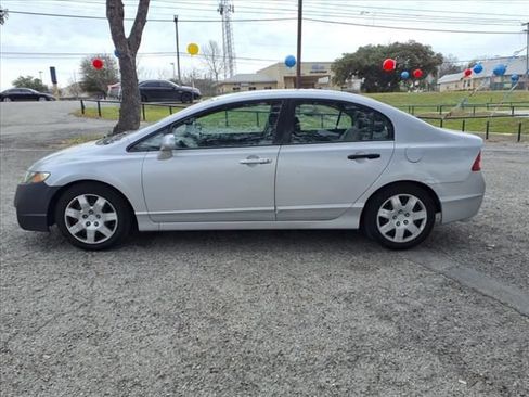 Used 2010 Honda Civic LX image 3