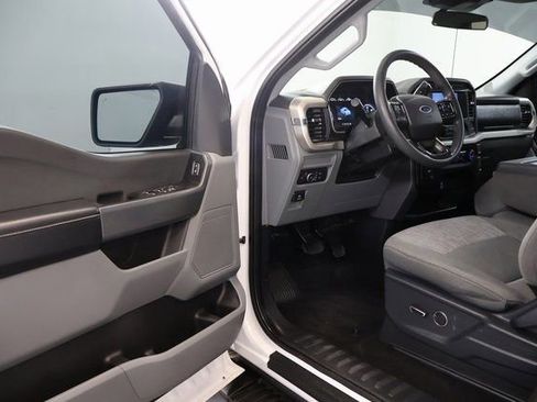 Used 2021 Ford F150 XLT w/ Trailer Tow Package AWD/4WD image 9
