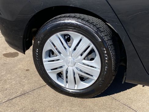 Used 2020 Honda Fit LX image 8