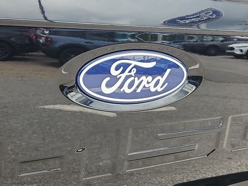 Used 2025 Ford F150 Lightning XLT AWD/4WD image 29