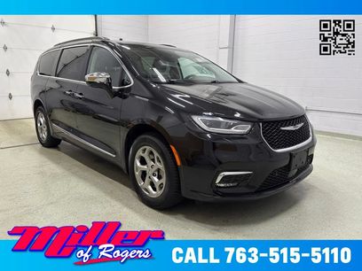 Used 2022 Chrysler Pacifica Limited