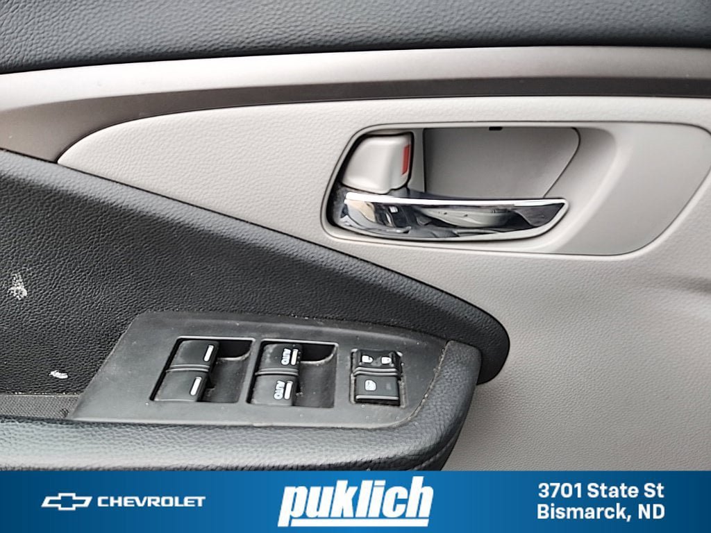 Used 2017 Honda Pilot EX-L image 32