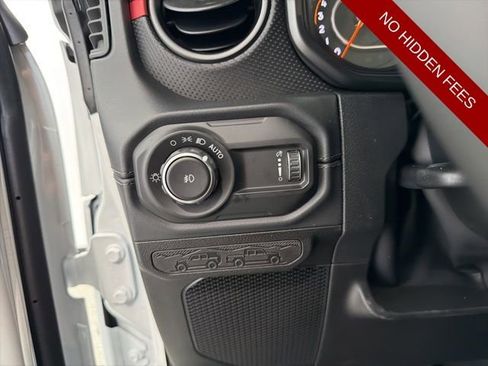 New 2026 Jeep Wrangler Unlimited Rubicon AWD/4WD image 10