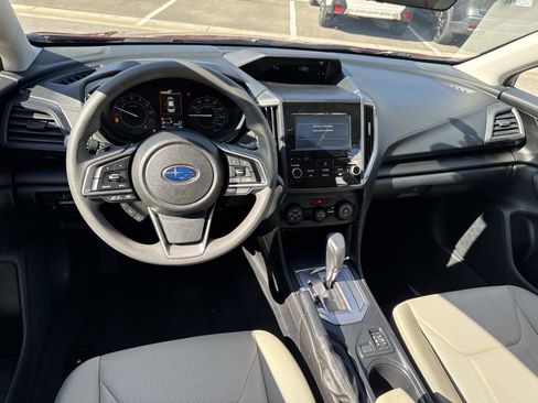 Used 2023 Subaru Impreza 2.0i Premium w/ Popular Package #2 image 9