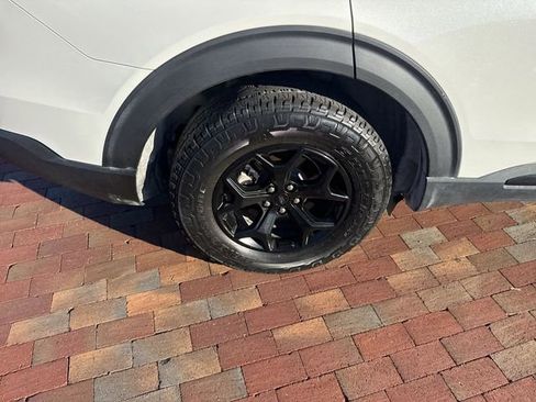 Used 2022 Ford Explorer Timberline w/ Timberline Technology Package image 15