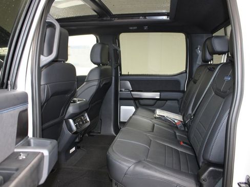 New 2026 Ford F250 Platinum image 29