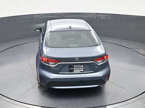 Used 2022 Toyota Corolla LE w/ Carpet Mat Package (TMS) FWD image 32