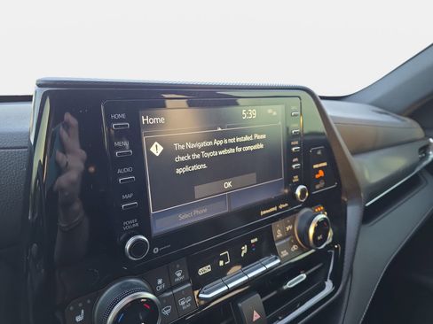 Used 2021 Toyota Highlander XSE image 22