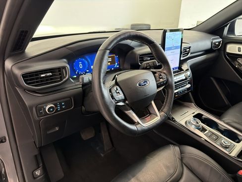 Used 2021 Ford Explorer ST w/ Equipment Group 401A AWD/4WD image 4