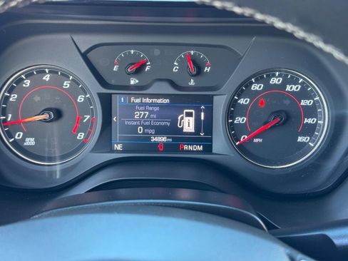 Used 2021 Chevrolet Camaro LT w/ RS Package image 18