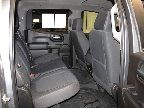 Used 2020 Chevrolet Silverado 1500 LT w/ All-Star Edition image 32