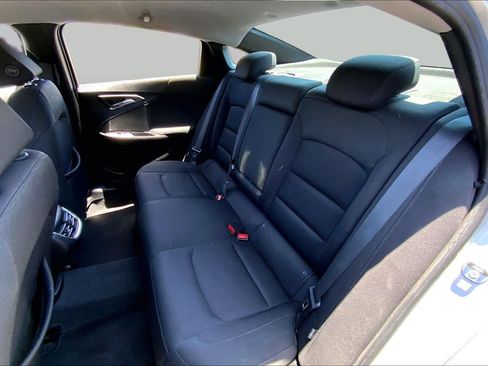 Used 2020 Chevrolet Malibu LT FWD image 21