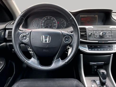 Used 2013 Honda Accord Sport image 5