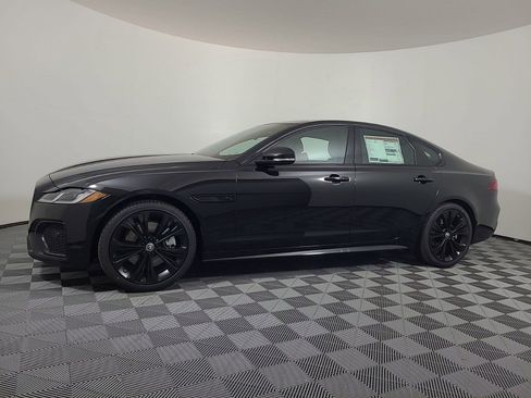 Used 2024 Jaguar XF R-Dynamic SE image 18