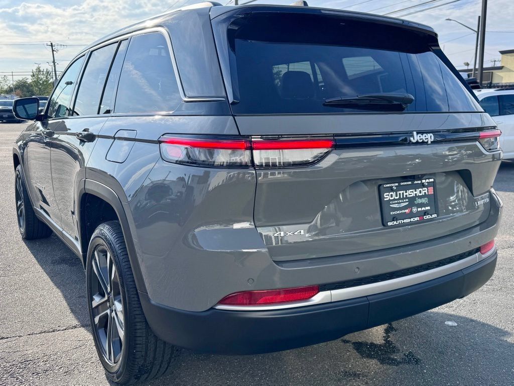 New 2027 Jeep Grand Cherokee Limited AWD/4WD image 5