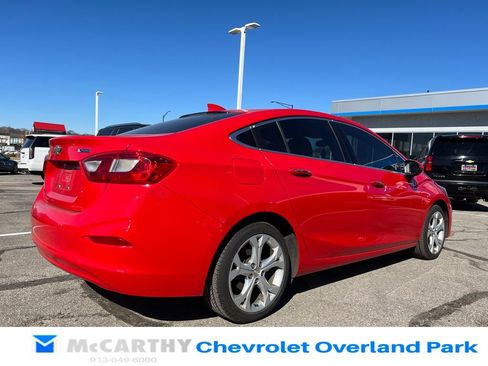 Used 2016 Chevrolet Cruze Premier image 3