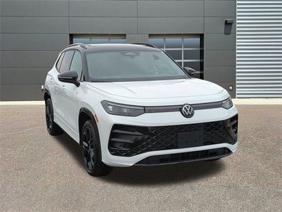New 2026 Volkswagen Tiguan SE R-Line