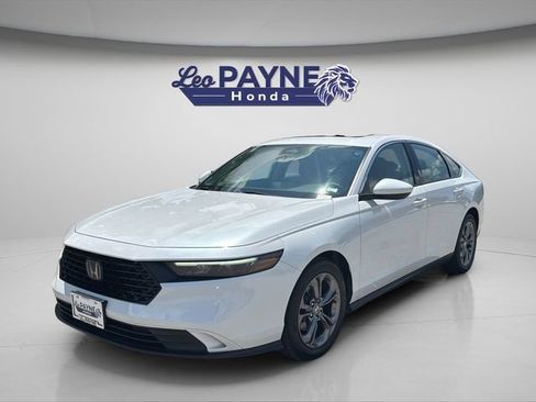 Used 2024 Honda Accord EX image 3