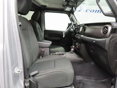 Used 2020 Jeep Wrangler Unlimited Sport image 25