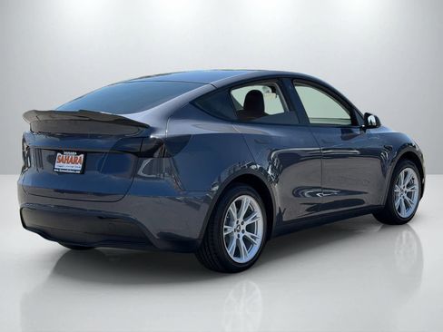Used 2021 Tesla Model Y Long Range AWD/4WD image 7