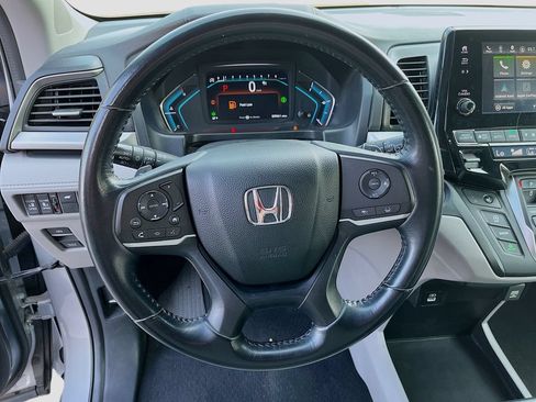 Used 2021 Honda Odyssey EX-L image 17