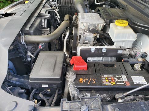 Used 2019 RAM 1500 Laramie AWD/4WD image 56