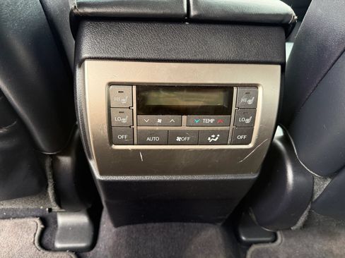 Used 2018 Lexus GX 460 Premium w/ Premium Package AWD/4WD image 18