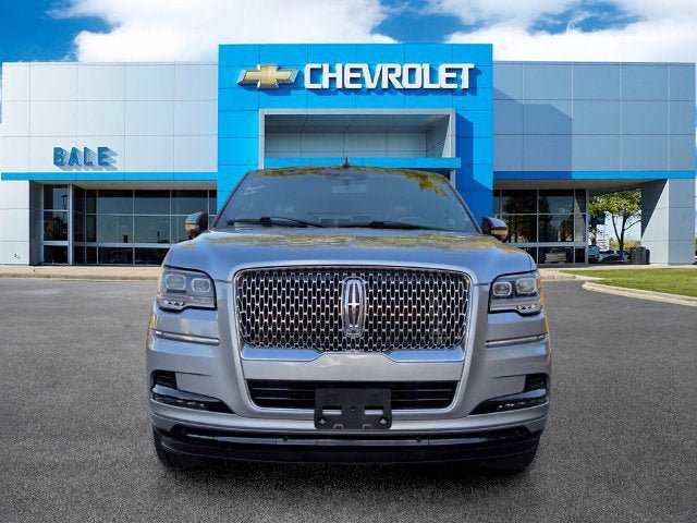 Used 2023 Lincoln Navigator Reserve AWD/4WD image 8