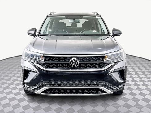 Used 2022 Volkswagen Taos S image 2