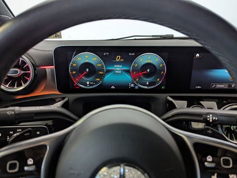 Used 2020 Mercedes-Benz CLA 250 image 9