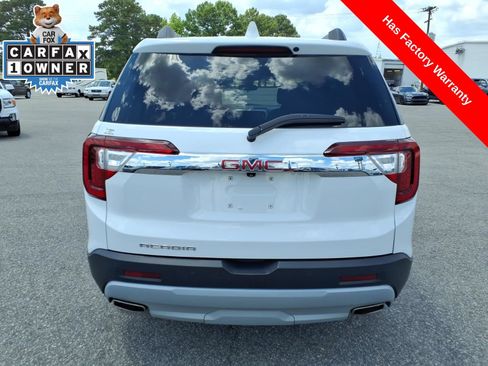 Used 2023 GMC Acadia SLE w/ Driver Convenience Package FWD image 4