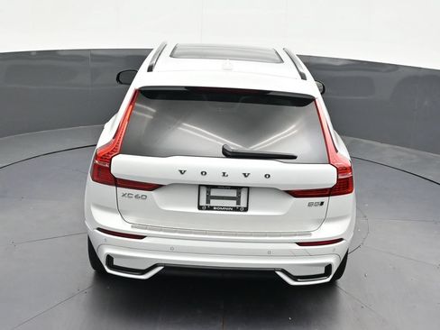 Used 2024 Volvo XC60 B5 Plus w/ Protection Package Premier AWD/4WD image 23