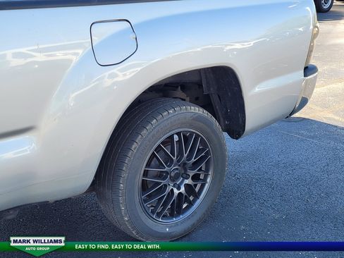 Used 2011 Toyota Tacoma 2WD Access Cab w/ SR5 Pkg #2 image 10