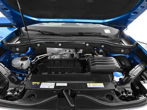 Certified 2024 Volkswagen Atlas Cross Sport SEL Premium R-Line AWD/4WD image 33