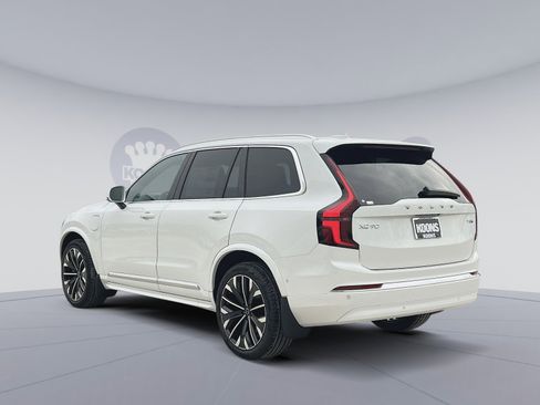 New 2026 Volvo XC90 T8 Ultra w/ Protection Package image 4