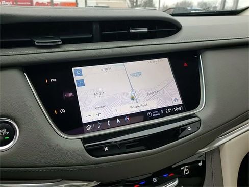 Used 2023 Cadillac XT5 Premium Luxury image 21