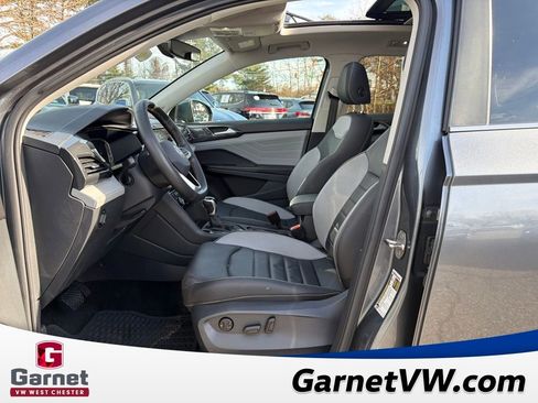 Certified 2024 Volkswagen Taos SEL image 10