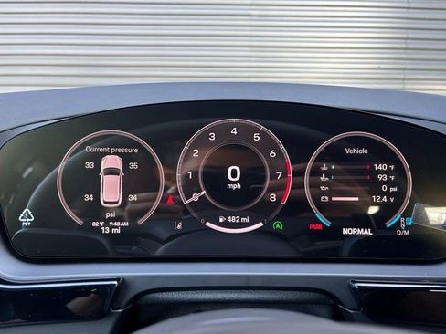 Certified 2026 Porsche Cayenne AWD/4WD image 17