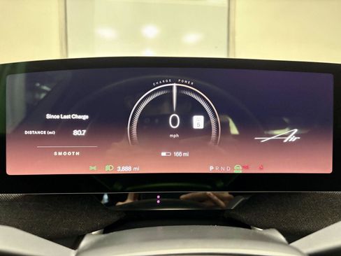 Used 2024 Lucid Air Touring AWD/4WD image 27