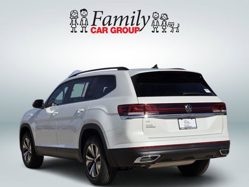 New 2026 Volkswagen Atlas SE FWD image 3