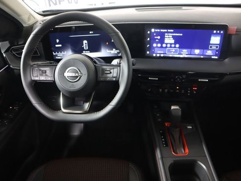 New 2026 Nissan Kicks SR w/ SR Premium Package image 26