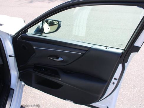 Used 2024 Lexus ES 350 w/ Premium Package image 14