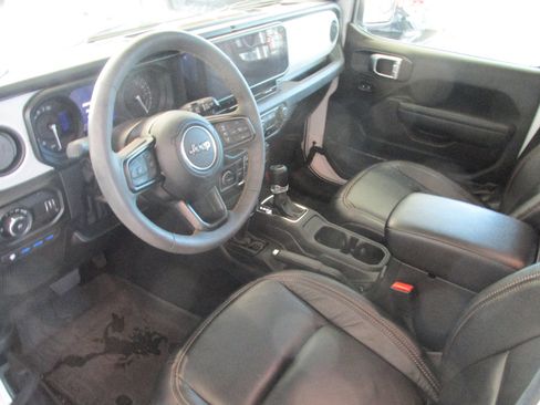 Used 2024 Jeep Wrangler Sport S w/ Convenience Group image 5