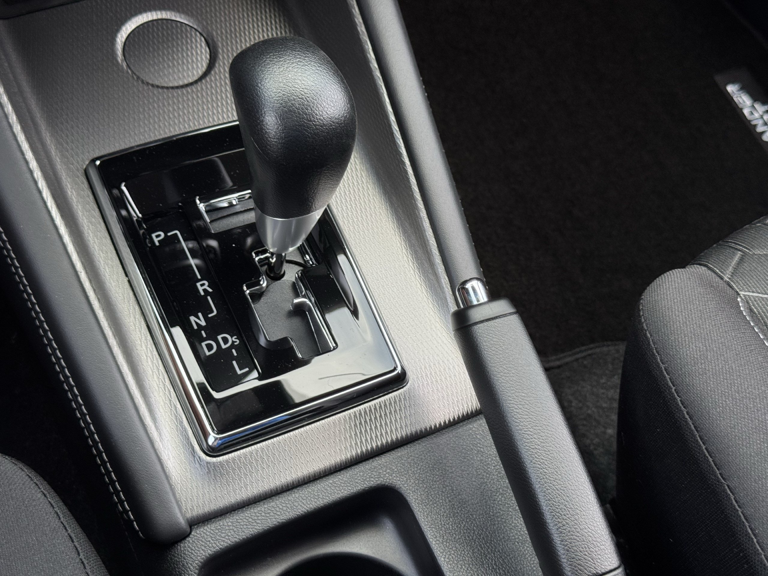 New 2027 Mitsubishi Outlander Sport ES FWD image 16